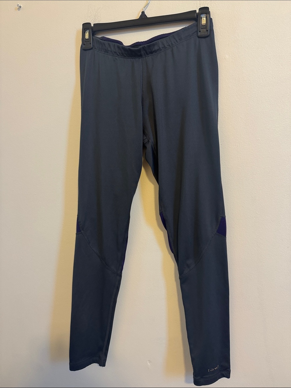 Hind Women's Dark Gray Leggings with Purple Accents